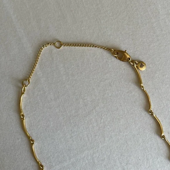 Madewell Scalloped Gold Necklace - Picture 3 of 4